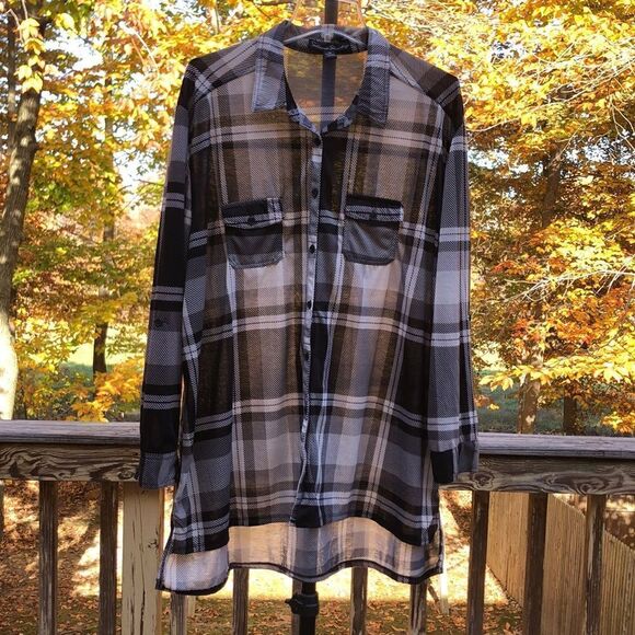 French Laundry  2X Plaid Long Sleeve Button Down  Pit to PIt 27 1/4", EUC - Picture 7 of 16